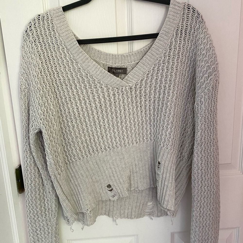 White/Gray Sweater size S